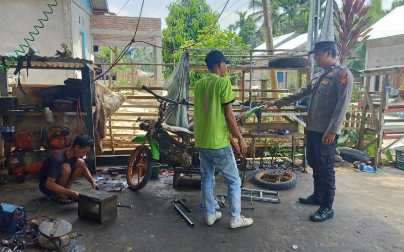 Patroli KRYD, Personel Polsek Muara Sahung Imbau Warga Agar Tidak Membakar Lahan Sembarangan di Musim Panas 