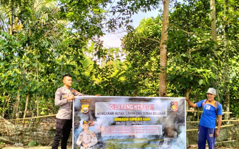 Cegah Kebakaran Lahan di Musim Panas, Polsek Padang Guci Hulu Sosialisasi Karhutlah 
