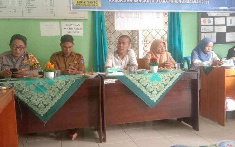 Polsek Padang Jaya Hadiri Musdes Penyusunan RKP-Des Desa Marga Jaya Tahun 2024 