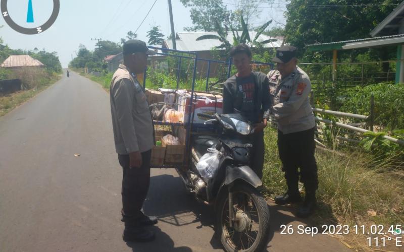 Polsek Kotapadang Sampaikan Imbauan Taat Aturan Lantas Demi Keselamatan Bersama