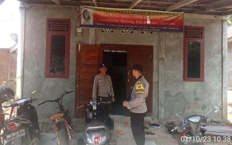 Polsek Maje Turunkan Personel ke Gereja, Amankan Ibadah Mingguan Umat Kristiani 
