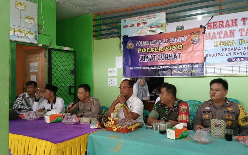 Perkuat Sinergitas Polisi Dengan Masyarakat, Polsek Pino Gelar Jumat Curhat Bersama Warga Desa Puding