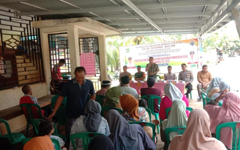 Dukung Program Pembangunan Desa, Bhabinkamtibmas Polsek Pino Raya Menghadiri Musyawarah