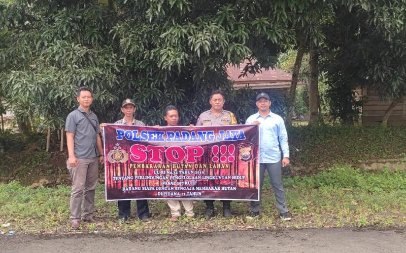 Cegah Karhutlah Polsek Padang Jaya Laksankan Imbaun kepada Warga 