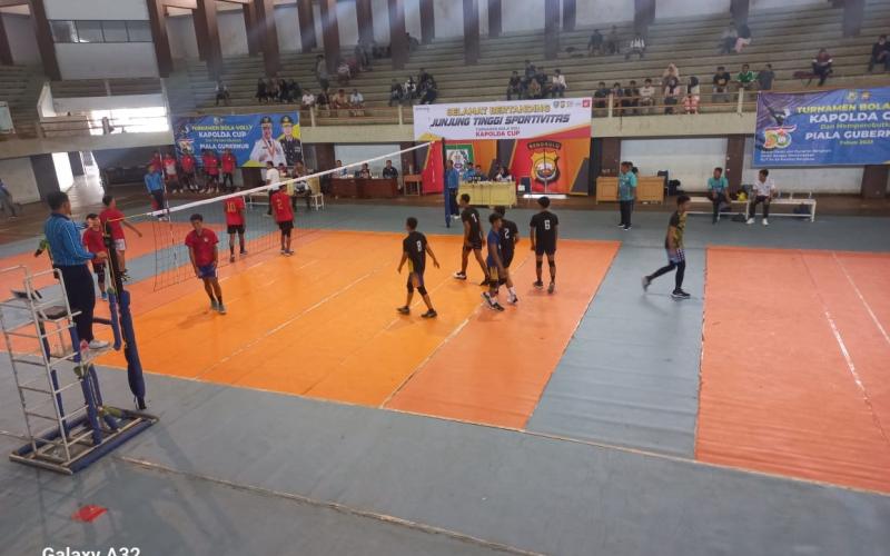 Kapolda Cup 2023, Tim Volly Putra Mukomuko Unggul dari Dari Tim Volyy Kabupaten Kaur 