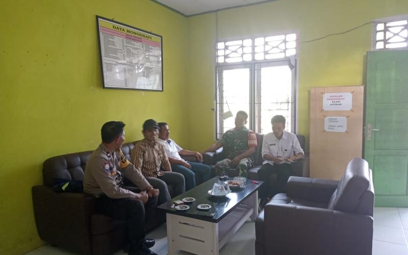 Polri Berkolaborasi dengan TNI Jaga Sinergitas dengan Perangkat Desa