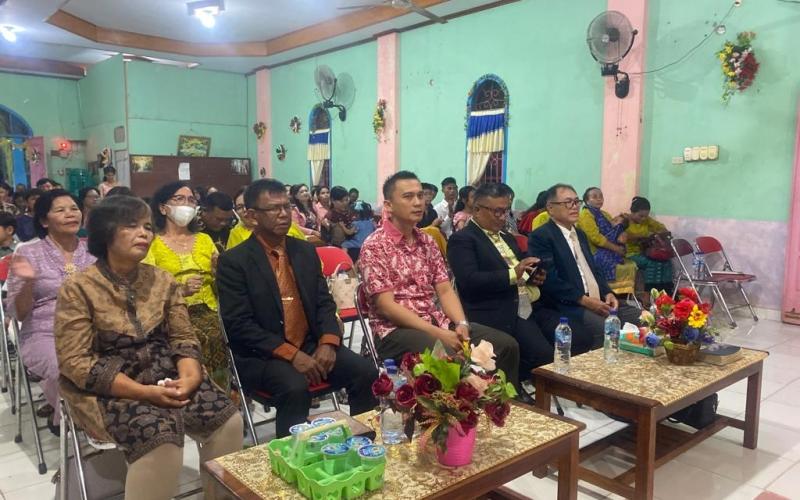 Hadiri Perayaan Natal, Kapolsek Lakukan Colling System dan Beri Imbauan Kamtibmas