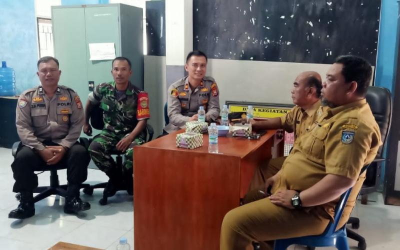 Jalin Sinergitas Bersama Kades, Kapolsek Ketahun Berikan Imbauan Kamtibmas