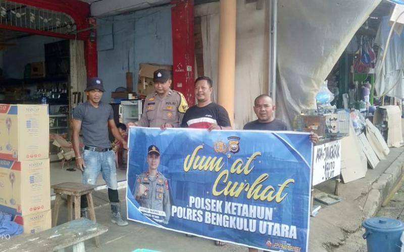 Lewat Jumat Curhat, Polsek Ketahun Menjadi Lebih Dekat dengan Masyarakat