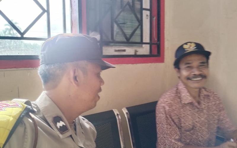 Sambang Masyarakat Upaya Cooling System Bhabinkamtibmas Polsek Ketahun Paska Pemilu 2024
