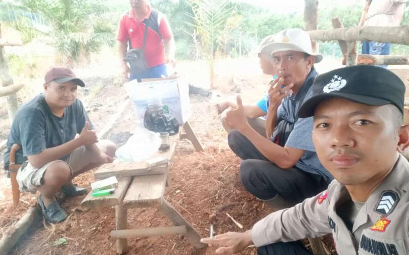 Selesaikan Masalah Batas Tanah, Personel Polsek Batik Nau Laksanakan Problem Solving