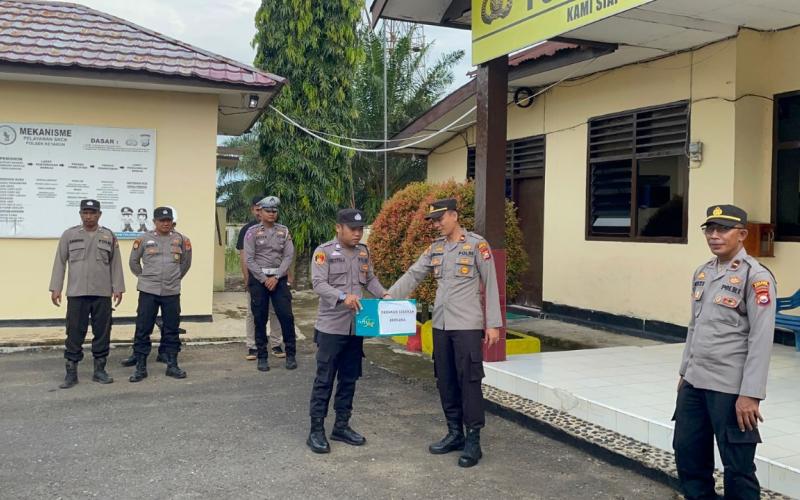 Berbagi, Polsek Ketahun Gelar Gerakan Sedekah Bersama 