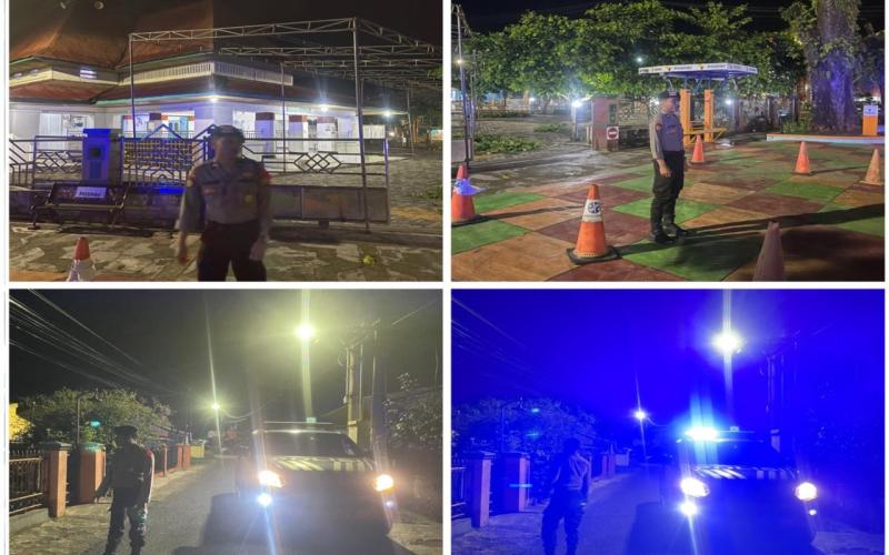 Berikan Pengamanan Shalat Subuh, Personel Satsamapta Patroli di Masjid Jamik 
