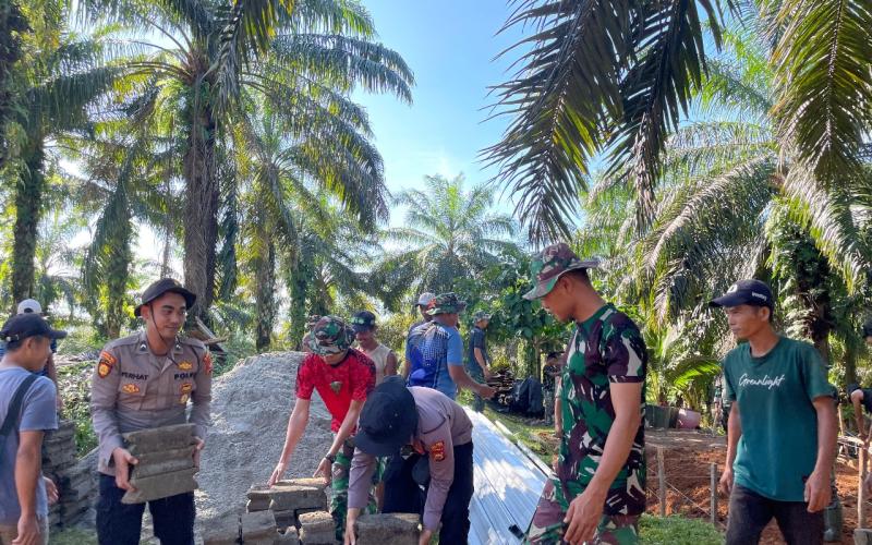 Kapolsek Ketahun Hadiri Pembukaan TMMD TA 2024 di Desa Bukit Tinggi Kecamatan Ketahun