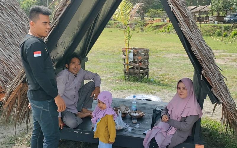 Ramai Masyarakat Liburan, Polsek Ketahun Lakukan Pengamanan Sejumlah Objek Wisata Di Wilkum Polsek Ketahun