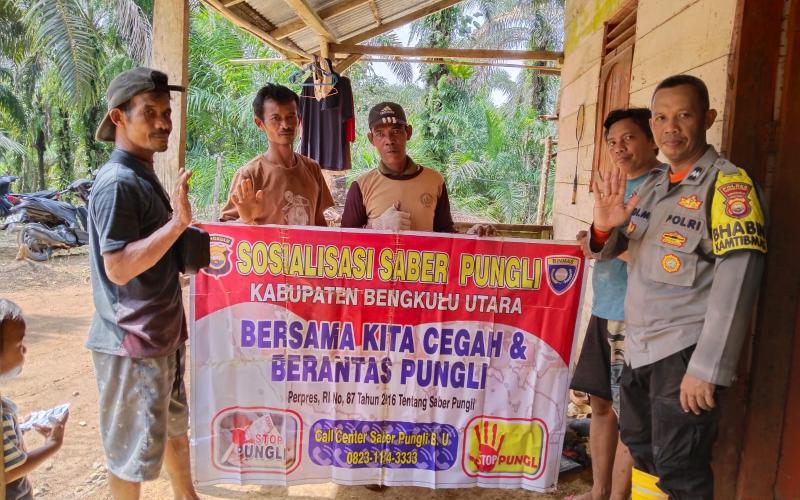 Agar Tidak Terjadi Aksi Pungli Bhabinkamtibmas Lakukan Sosialisasi Saber Pungli 