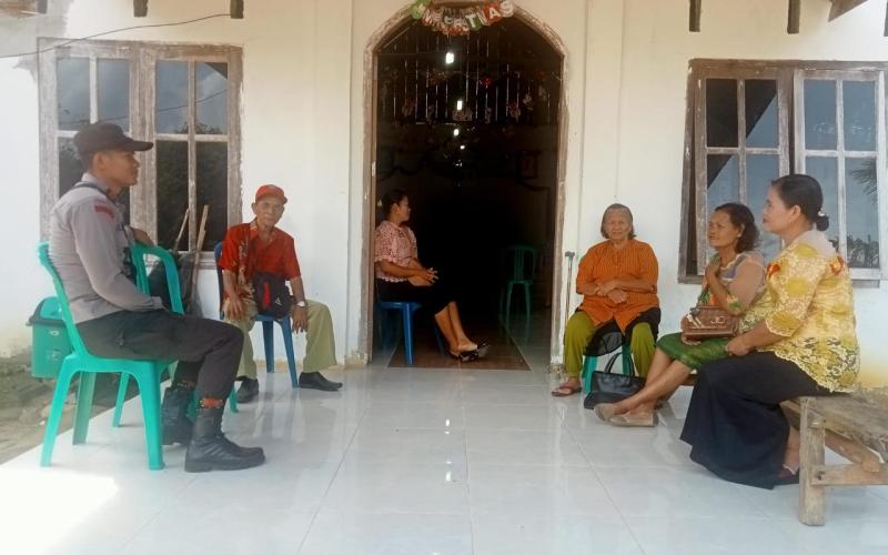 Polsek Sungai Rumbai Minggu Kasih dan Pengamanan Dialogis di Gereja HKBP Desa Sumber Makmur 