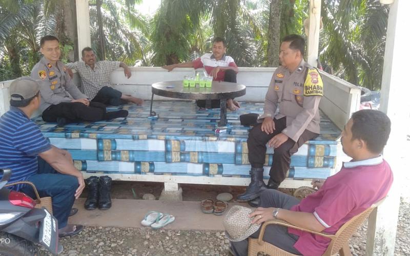 Kedekatan Polisi dengan Warga, Polsek Ketahun Sambang Tokoh Masyarakat