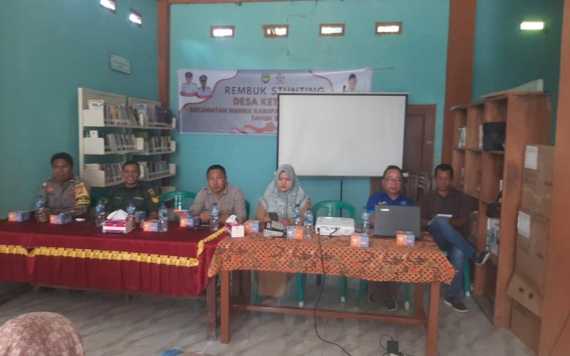 Bina Hubungan Kerja, Bhabinkamtibmas Polsek Manna Hadiri Rapat Kerja Mini Lokakarya Pengendalian Stunting dan Rumah Sehat