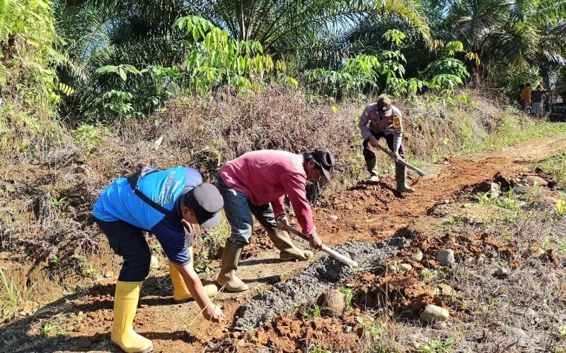Polsek Padang Jaya Kembali Laksanakan Program Sibandes di Dusun Talang Kubro Desa Talang Tua 