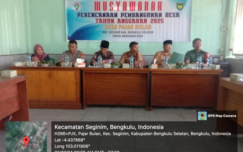 Dukung Kemajuan Daerah Binaan, Kanit Binmas Polsek Seginim Menghadiri Musyawarah Pembangunan Desa Tahun 2025