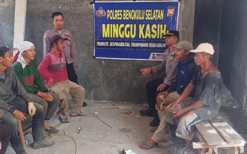 Data Masalah dan Keluhan Warga Binaan Secara Langsung, Sat Binmas Polres Bengkulu Selatan Gelar Minggu Kasih di Kelurahan Gunung Mesir   