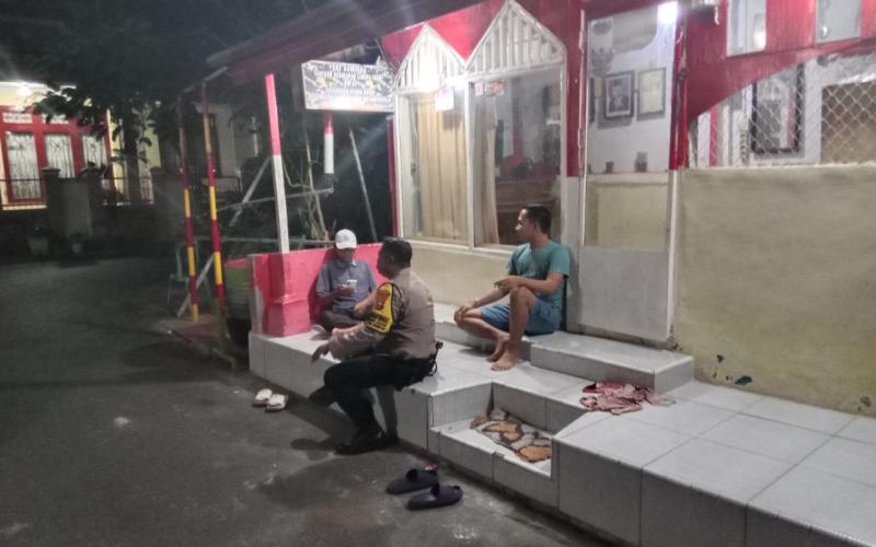 Pantau Kegiatan Masyarakat di Seputaran Wilkum, Polsek Gading Cempaka Cegah Gangguan Kamtibmas 