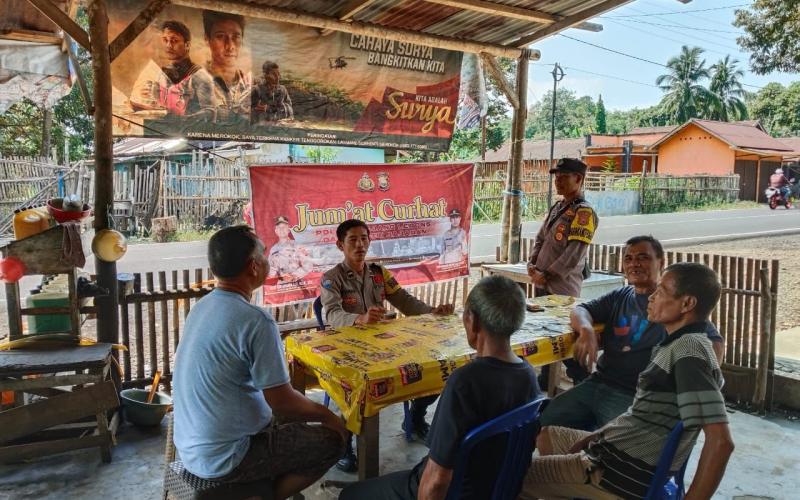 Tingkatkan Komunikasi Terkait Kamtibmas dengan Masyarakat, Polsek Padang Ulak Tanding Gelar Jumat Curhat Bersama 