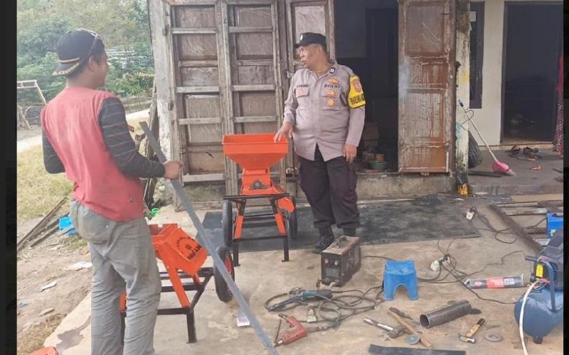 Polsek Padang Ulak Tanding Gelar Sambang Warga dan Cooling System Jelang Pilkada 2024