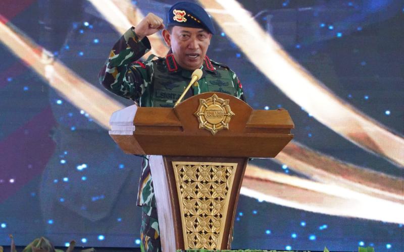 Kapolri Apresiasi Anggota Brimob yang Berhasil Bebaskan Pilot Susi Air Korban Penyanderaan KKB 