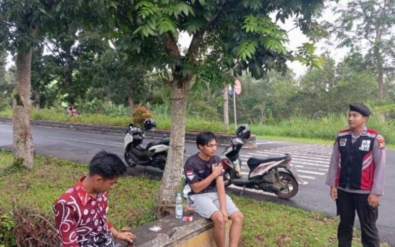 Polres Kepahiang Gelar Patroli Dialogis, Ajak Masyarakat Jaga Kamtibmas Jelang Pilkada 2024