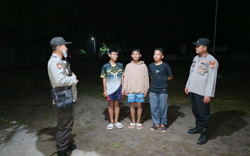 Polsek Padang Guci Hulu Gelar Patroli Dialogis untuk Antisipasi 3C dan Premanisme