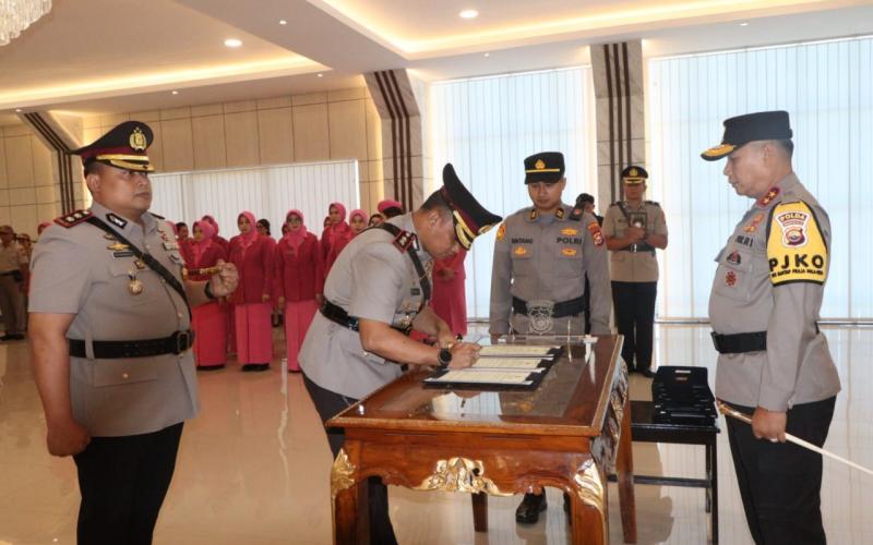 Serah Terima Jabatan Kapolres Kepahiang Dipimpin Langsung oleh Kapolda Bengkulu