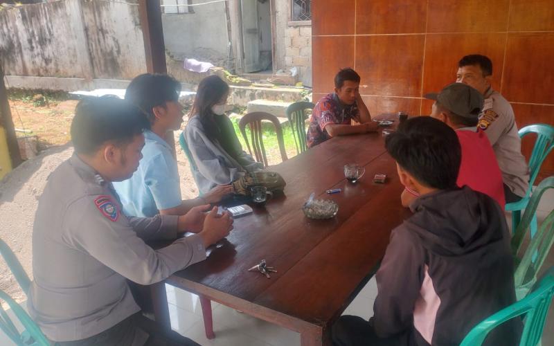 Problem Solving, Bhabinkamtibmas Polsek Lebong Utara Mediasi Perkara Selisih Paham