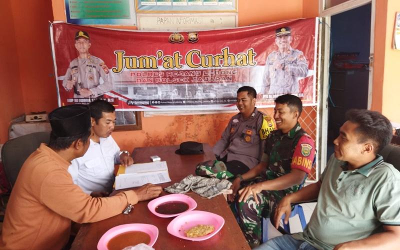 Polsek Sindang Kelingi Gelar "Jumat Curhat" Bersama Masyarakat