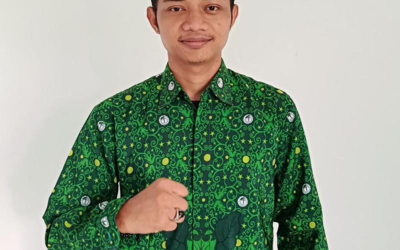 Menelaah Dinamika Politik Kaum Santri