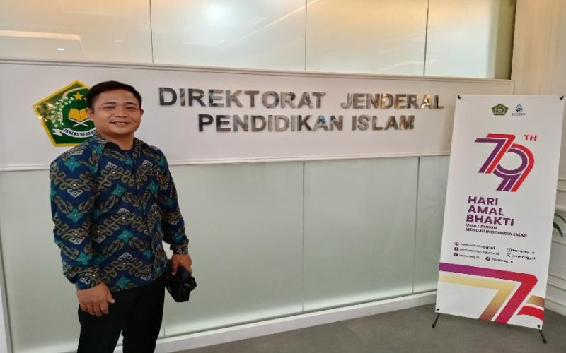 Oleh: Suharyono, M.E Dosen STIESNU Bengkulu