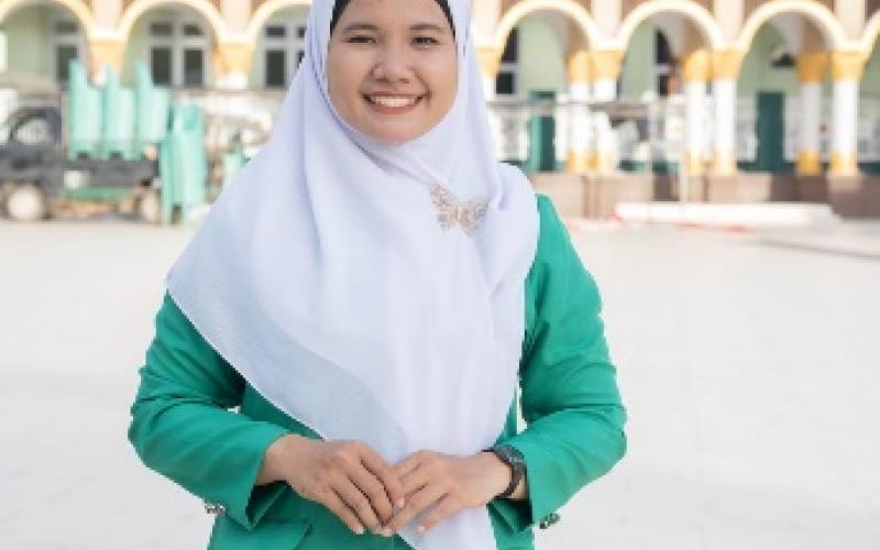 Agnes Yolanda, M.E.  (Dosen Ekonomi Syariah STIESNU Bengkulu)