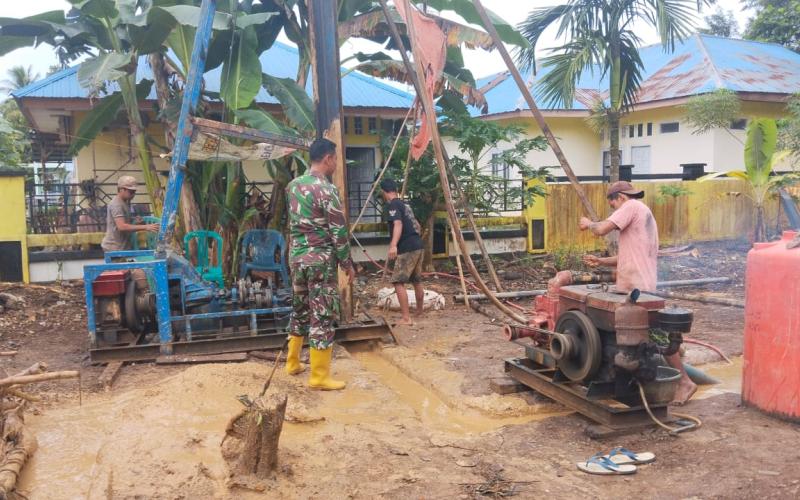 Satgas TMMD Ke-124 Kodim 0408/BS Lanjutkan Pengeboran Sumur Bor