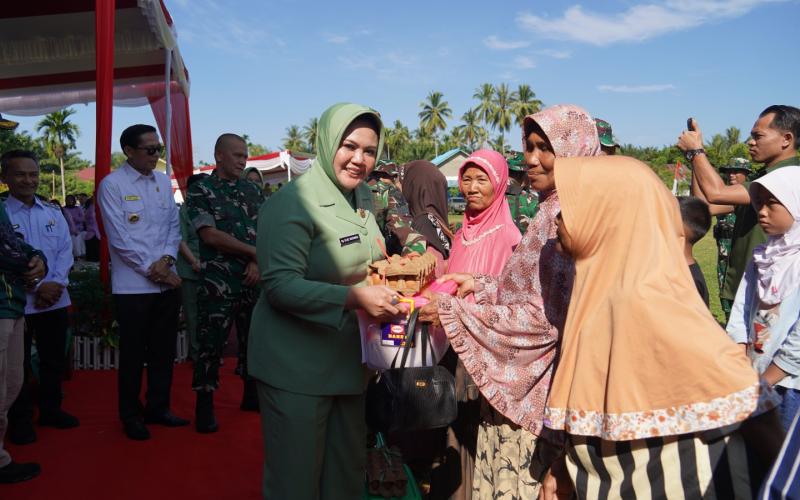 Pembagian Tambahan Gizi Bagi Anak yang Alami Stunting