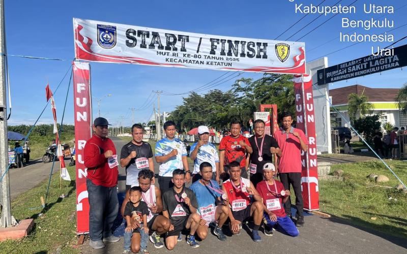 Personel Batalyon C Pelopor Ikuti Lomba Fun Run HUT RI ke-80 di Kecamatan Ketahun