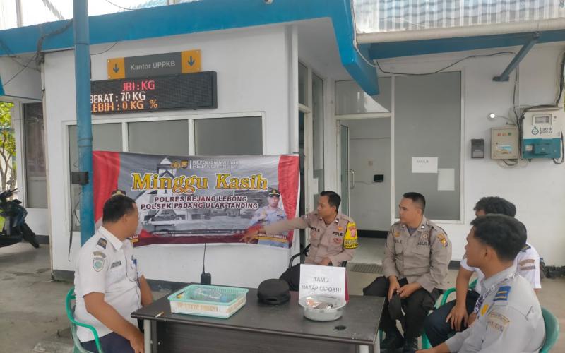 Polsek Padang Ulak Tanding Gelar Kegiatan Minggu Kasih Bersama Bhabinkamtibmas