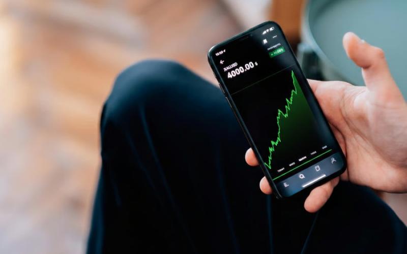 Harga emas (XAUUSD) stabil ditengah kekhawatiran shutdown AS