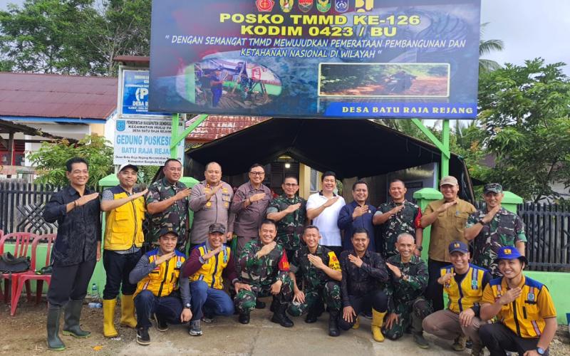 Tim Wasev MABESAD Tinjau TMMD di Batu Raja R 