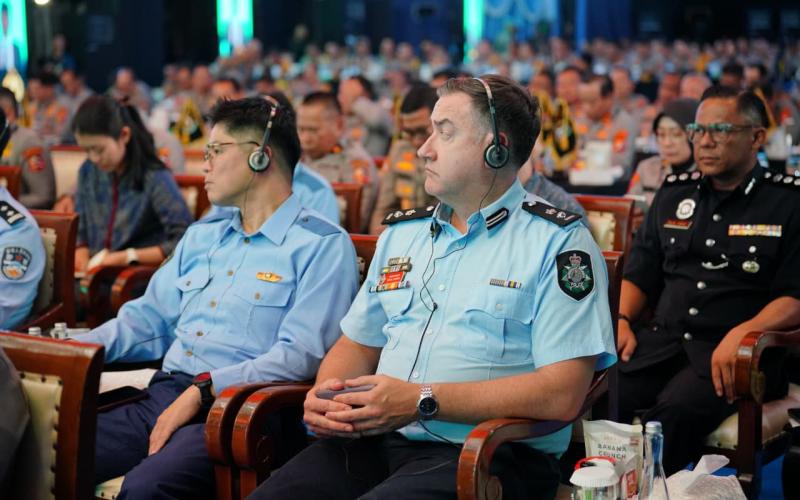 7 Atpol Negara Sahabat Hadiri Apel Kasatwil Polri 2025, Komitmen Wujudkan Keamanan Global