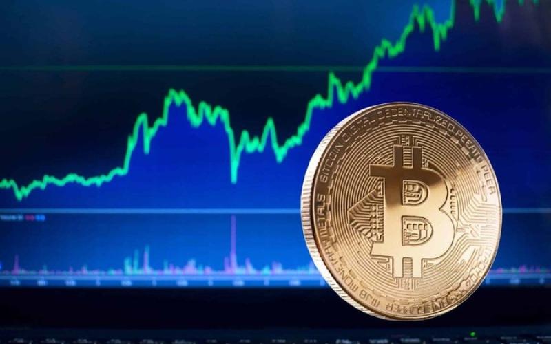 BTC Rally di Tengah Penguatan Dolar