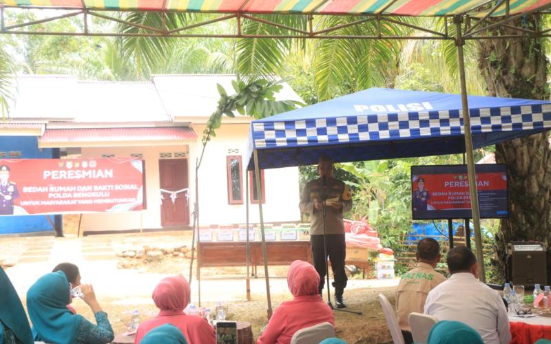 Kapolda Bengkulu Resmikan Rumah Ke-61: Bukti Kepedulian Polri untuk Keluarga yang Balitanya Terinfeksi Cacing 