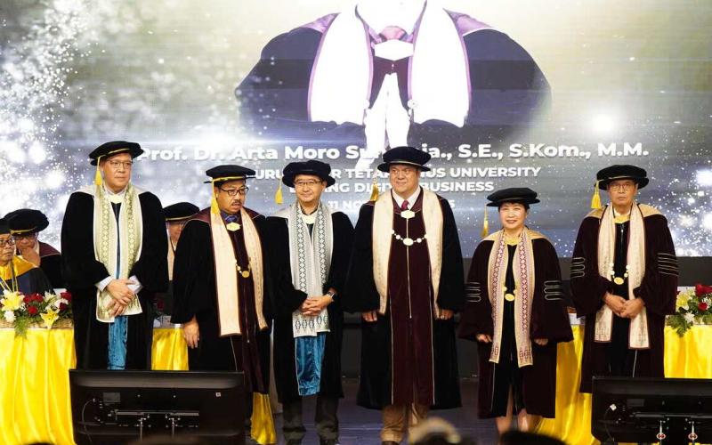 Guru Besar BINUS UNIVERSITY Gagas‘Coffee 5.0’ Integrasi AI, Blockchain, dan Live-Streaming