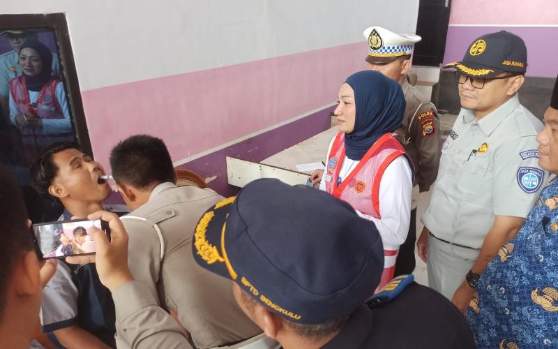 Tekan Risiko Kecelakaan, Jasa Raharja Bengkulu Bersama Stakeholder Lakukan Rampcheck Terhadap Angkutan Penumpang Umum di Bengkulu