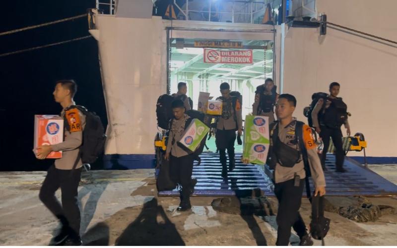 Kapal PT Pelni Pembawa Pasukan dan Logistik Polri Tiba di Pelabuhan Belawan, Perkuat Penanganan Bencana di Sumatera Utara